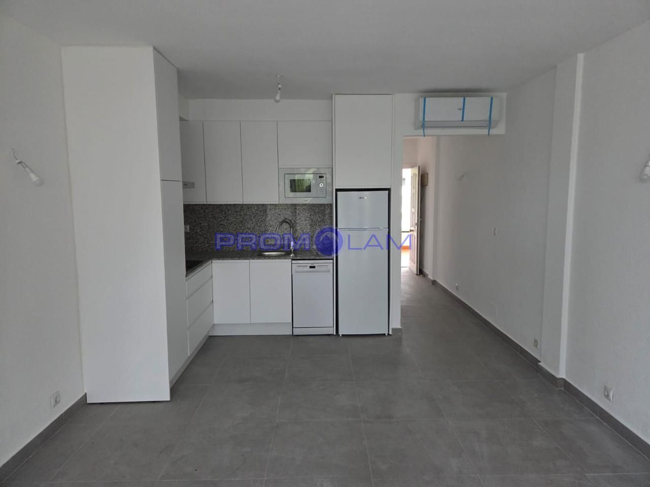 Kitchen of Flat for sale in Fuengirola  with Air Conditioner and Terrace