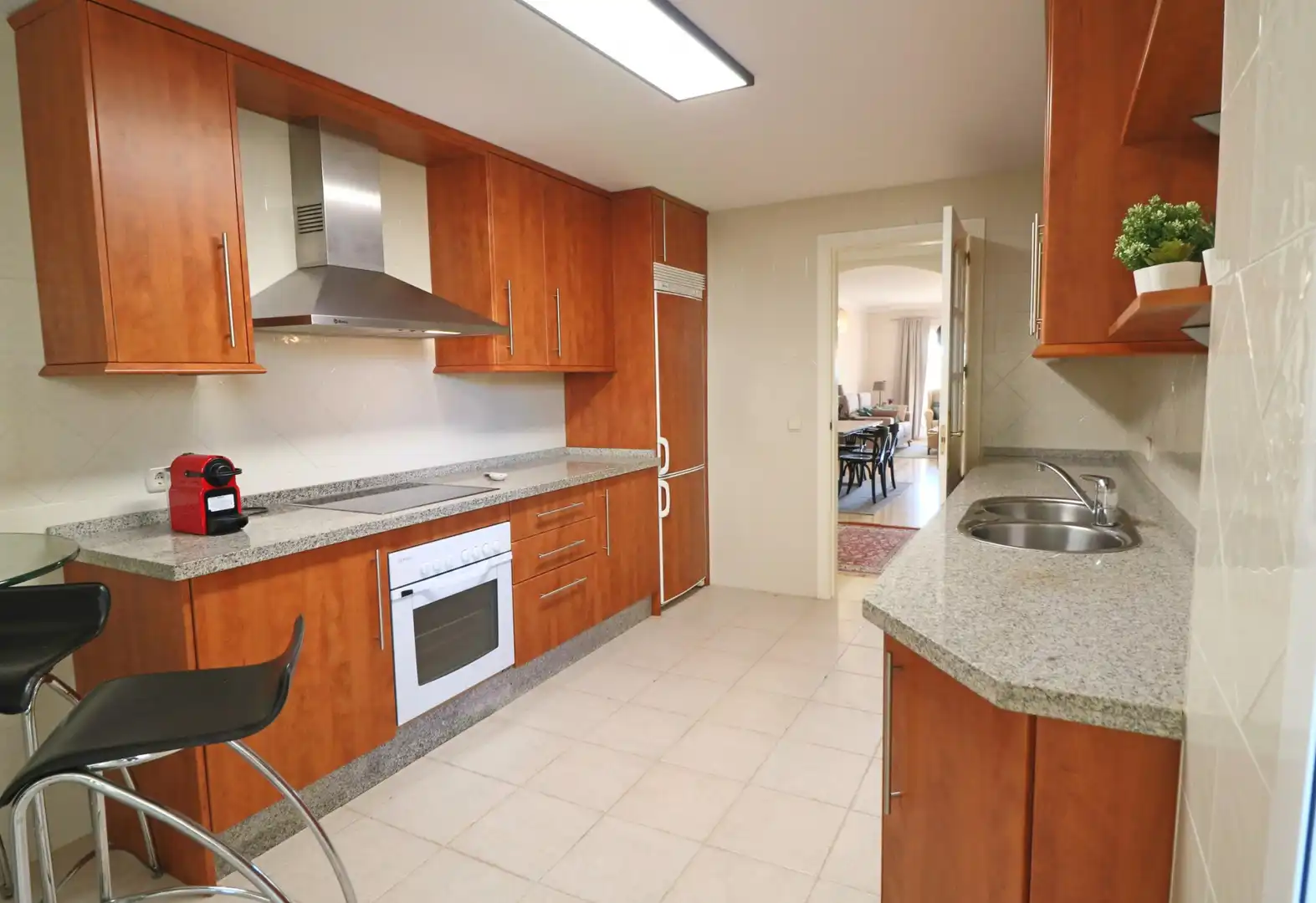Apartment with pool for sale in Marbella Centro, imagen 6