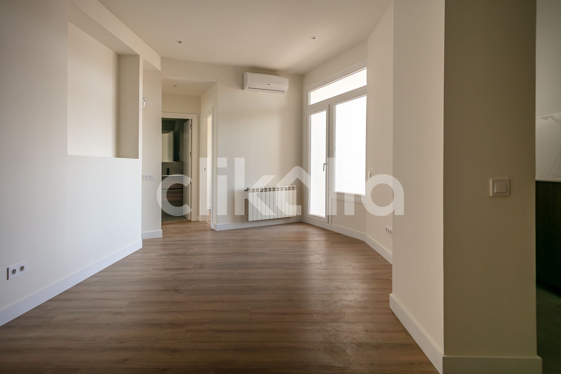 Habitación de Piso en venta en  Madrid Capital con Aire acondicionado, Calefacción y Terraza