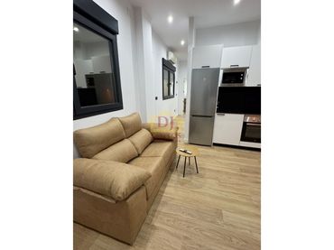 Estudio en venta en Calle Doctor Gomez Ulla