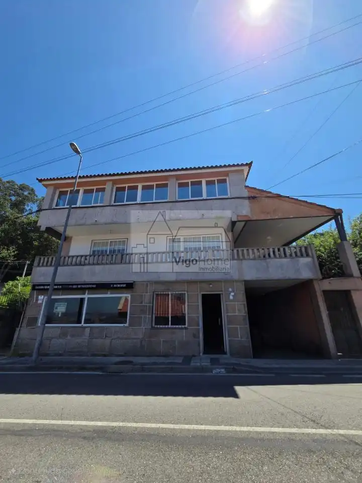 Vista exterior de Casa o chalet en venta en Vigo  con Calefacción y Jardín privado