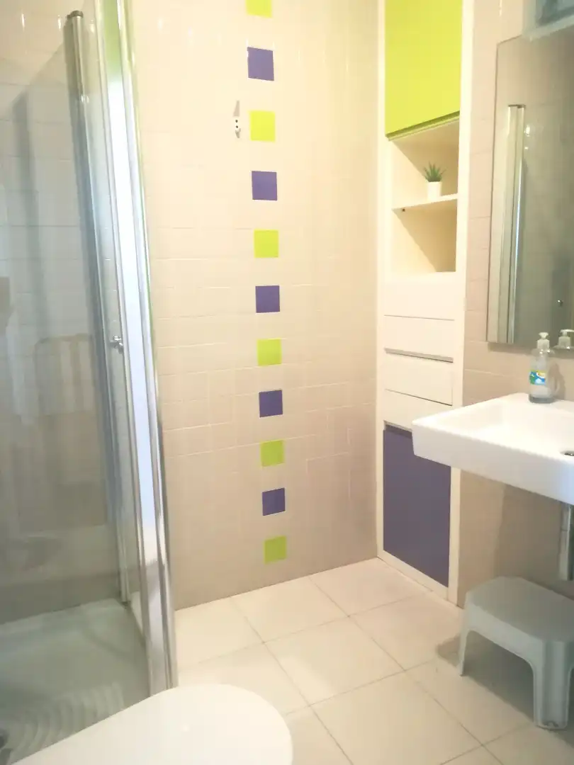 Badezimmer von Wohnung zur Miete in Murcia mit Klimaanlage, Parkett und Möbliert
