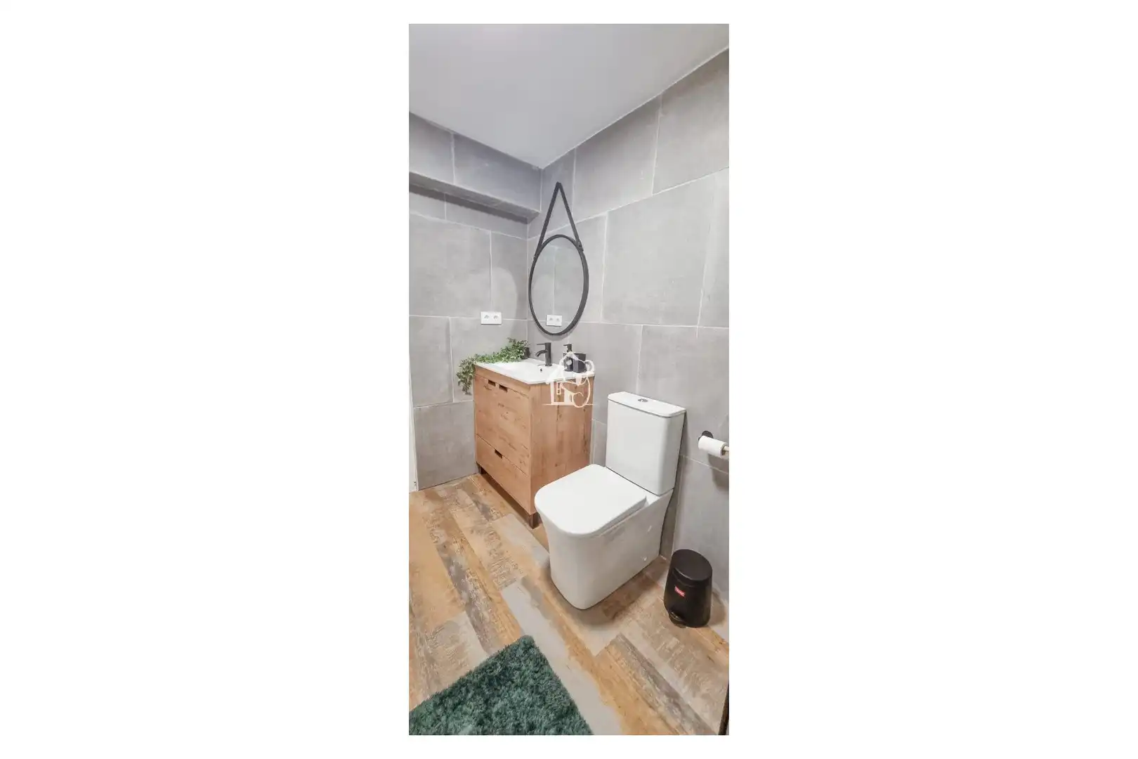 Bany de Casa o xalet de lloguer en Torrevieja amb Aire condicionat, Terrassa i Moblat