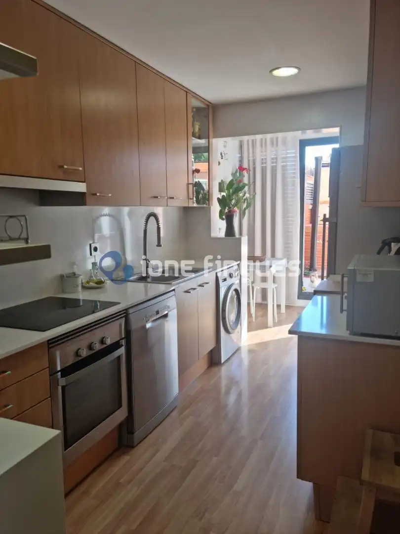 Cocina de Piso en venta en Sant Quirze del Vallès con Calefacción