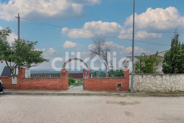 Casa-chalet en Venta en Vallbona d'Anoia