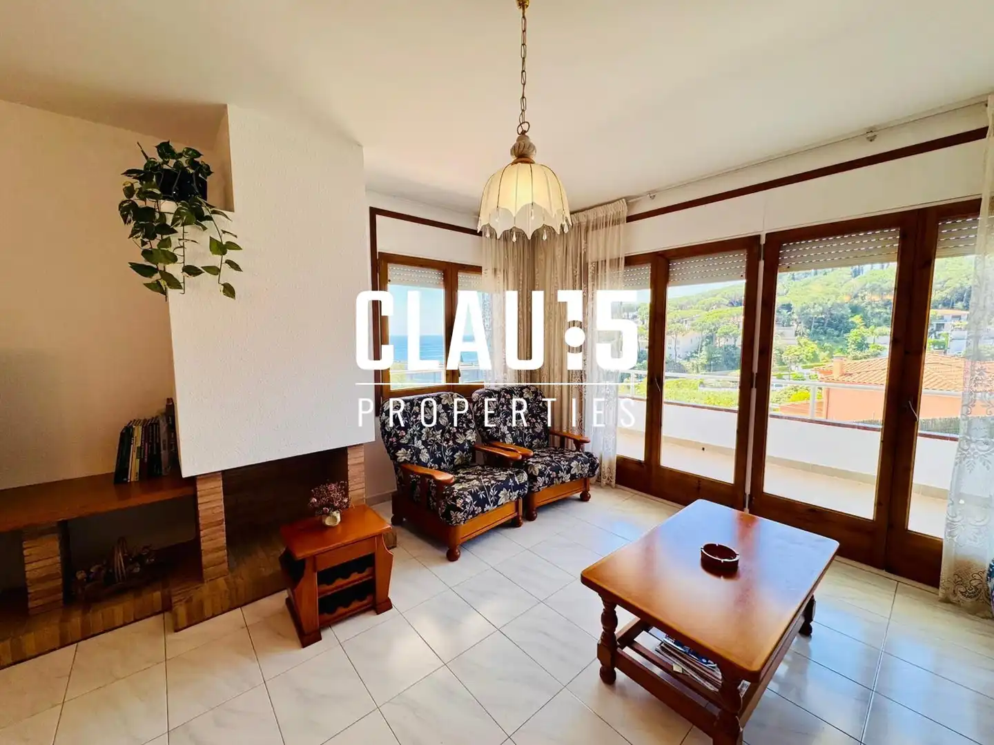 Sala de estar de Casa o chalet en venta en Sant Pol de Mar con Jardín privado, Terraza y Piscina