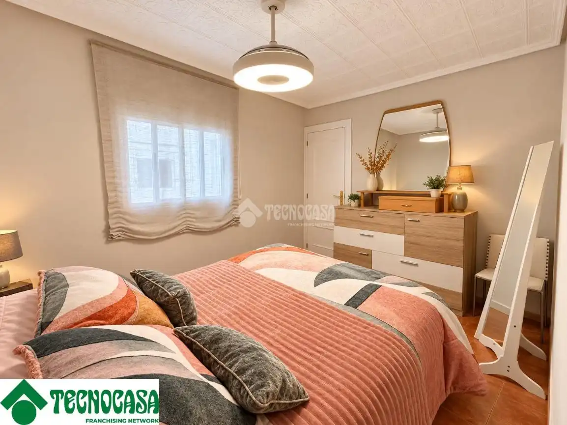 Habitación de Piso en venta en Valencia con Aire acondicionado, Calefacción y Balcón