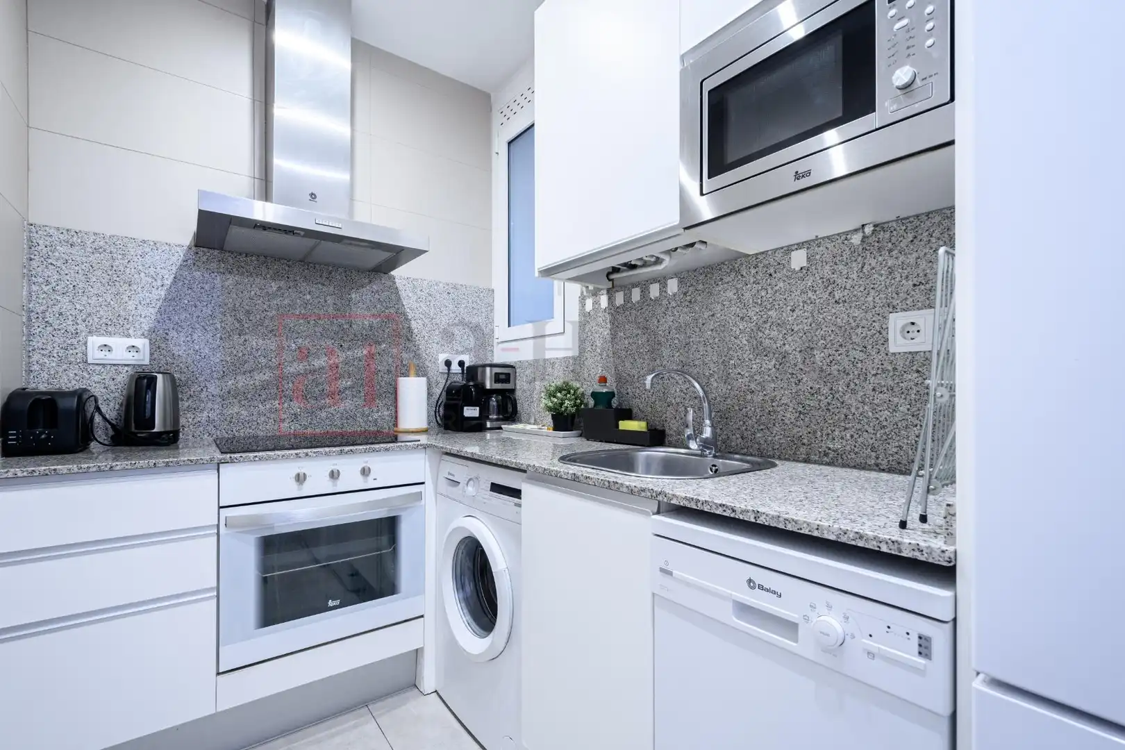 Wohnung mit Terrasse zum Verkauf in Carrer de Mallorca, imagen 8