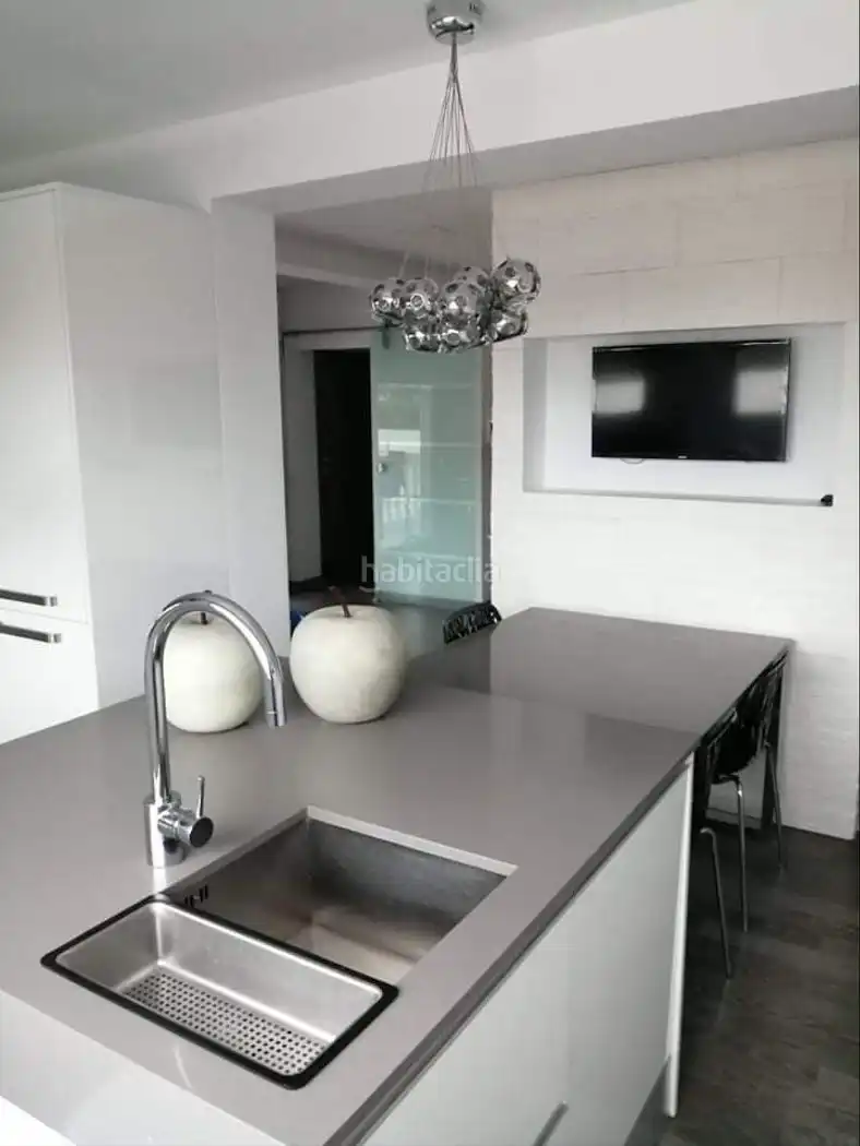 Detached house with garden for sale in Avinguda del País Valencià 14, imagen 13