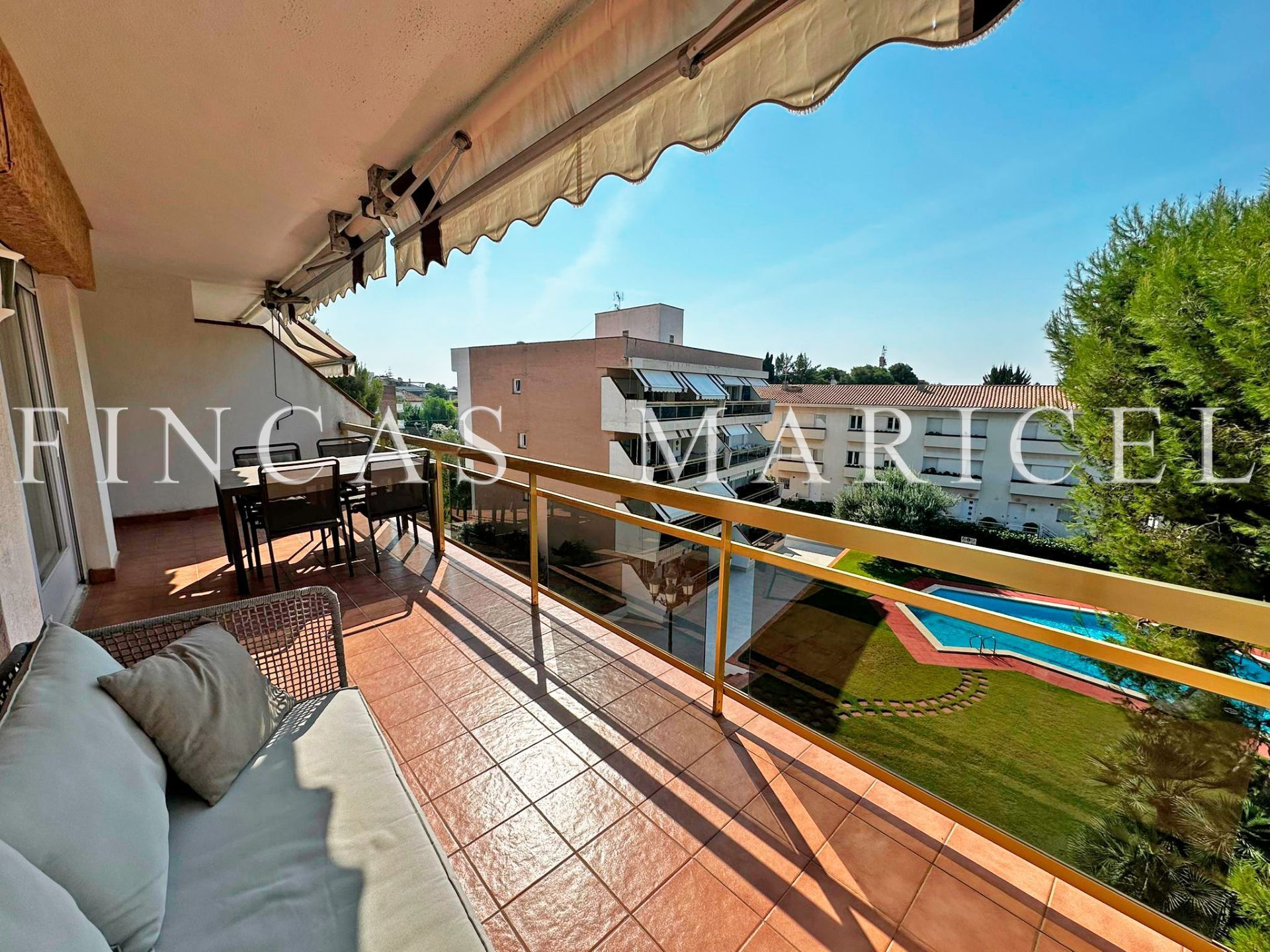 Terraza de Piso en venta en Sitges con Calefacción, Terraza y Trastero