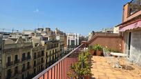 Vista exterior de Àtic en venda en  Barcelona Capital amb Terrassa