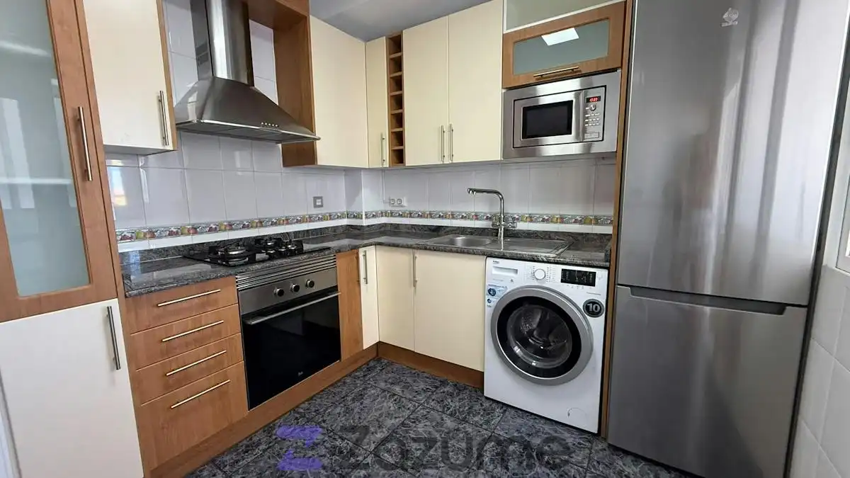 Flat with terrace to rent in C. Fortunato Arias, imagen 9
