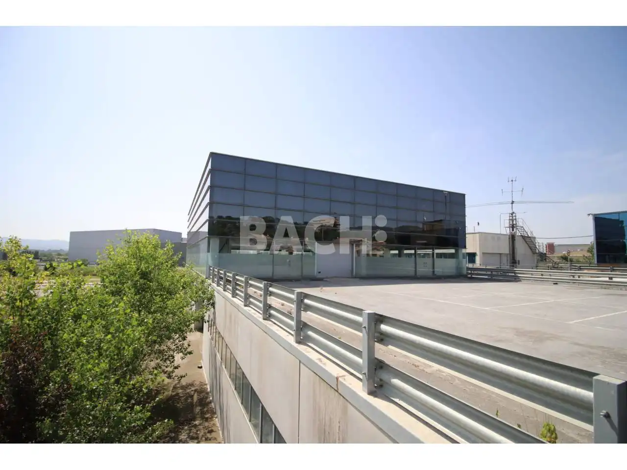 Vista exterior de Local en venta en Gurb