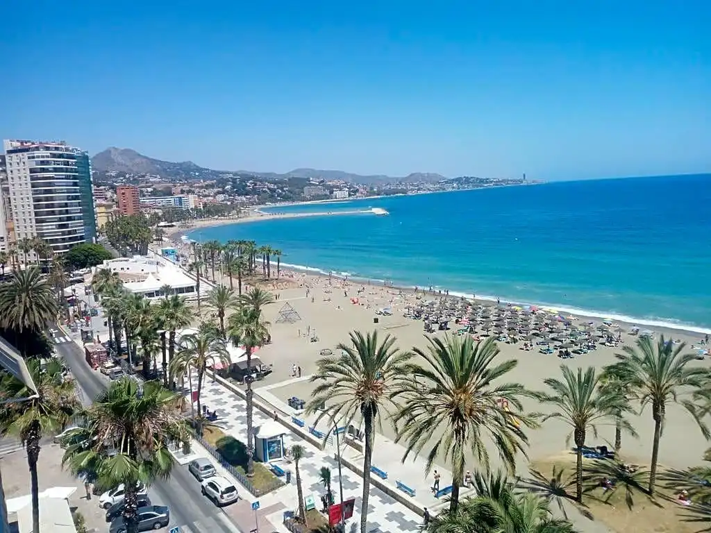 Vista exterior de Residencial en venda en Málaga