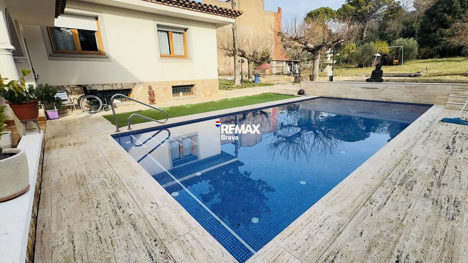 Villa avec piscine à vendre à Calle CL ULLASTRET, imagen 3