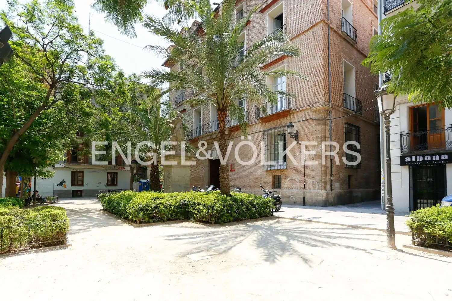 Exterior view of Flat for sale in Valencia  with Air Conditioner, Heating and Balcony