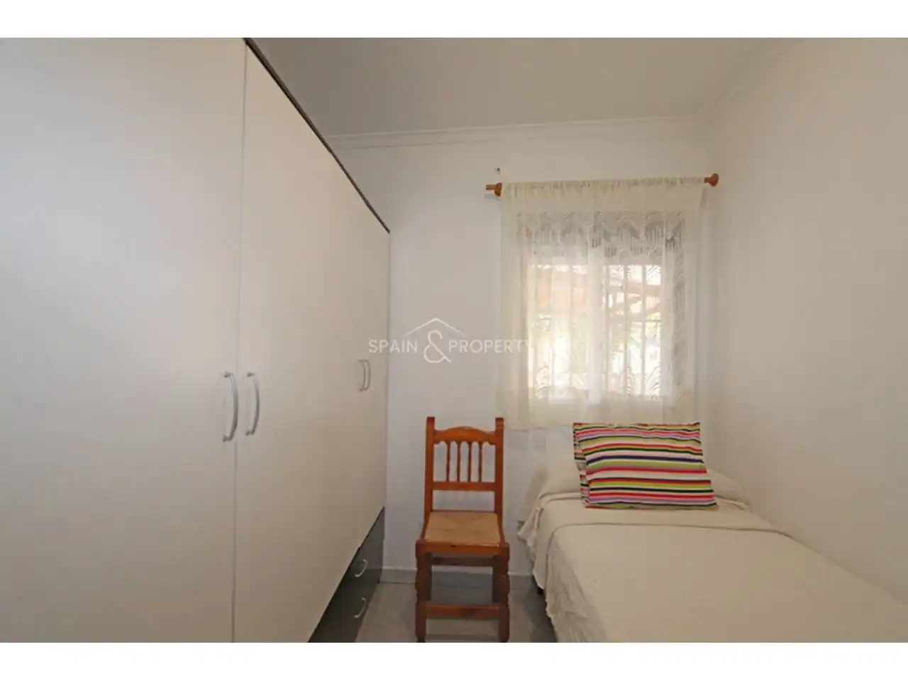 Habitación de Casa o chalet en venta en Torrent con Aire acondicionado, Calefacción y Jardín privado