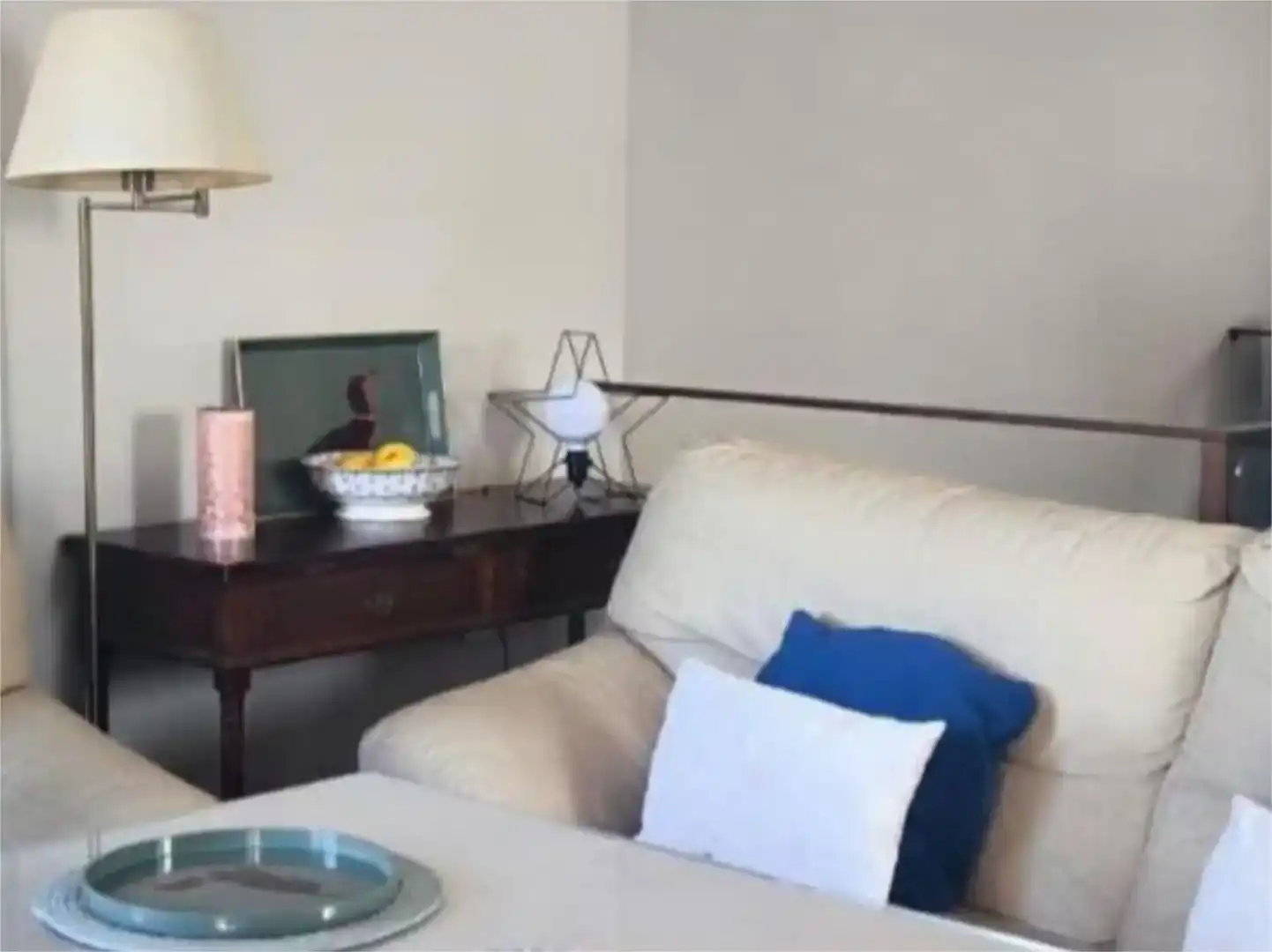 Sala d'estar de Pis en venda en Sevilla amb Aire condicionat, Parquet i Balcó