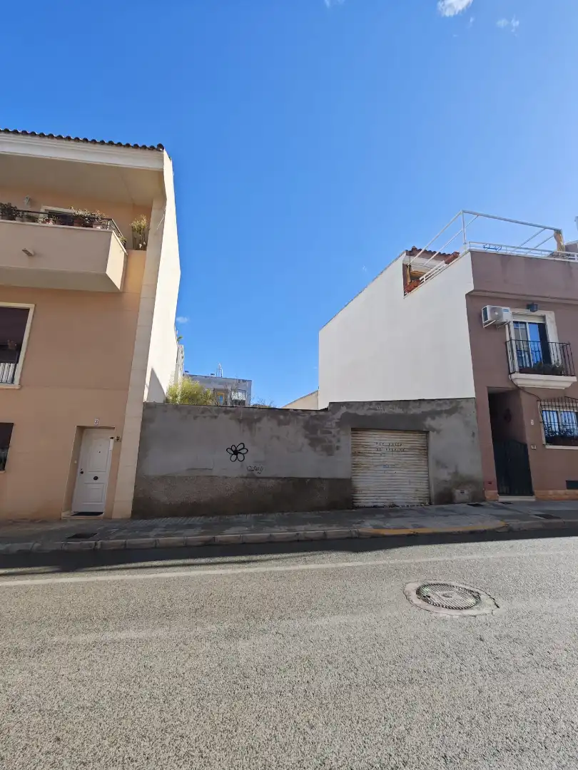 Terreno residencial en venta en Calle Submarino Peral, imagen 3