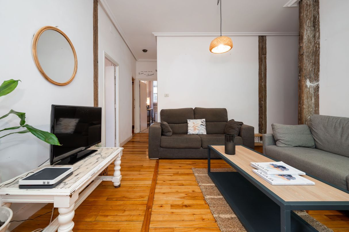 Sala d'estar de Pis en venda en Donostia - San Sebastián  amb Calefacció