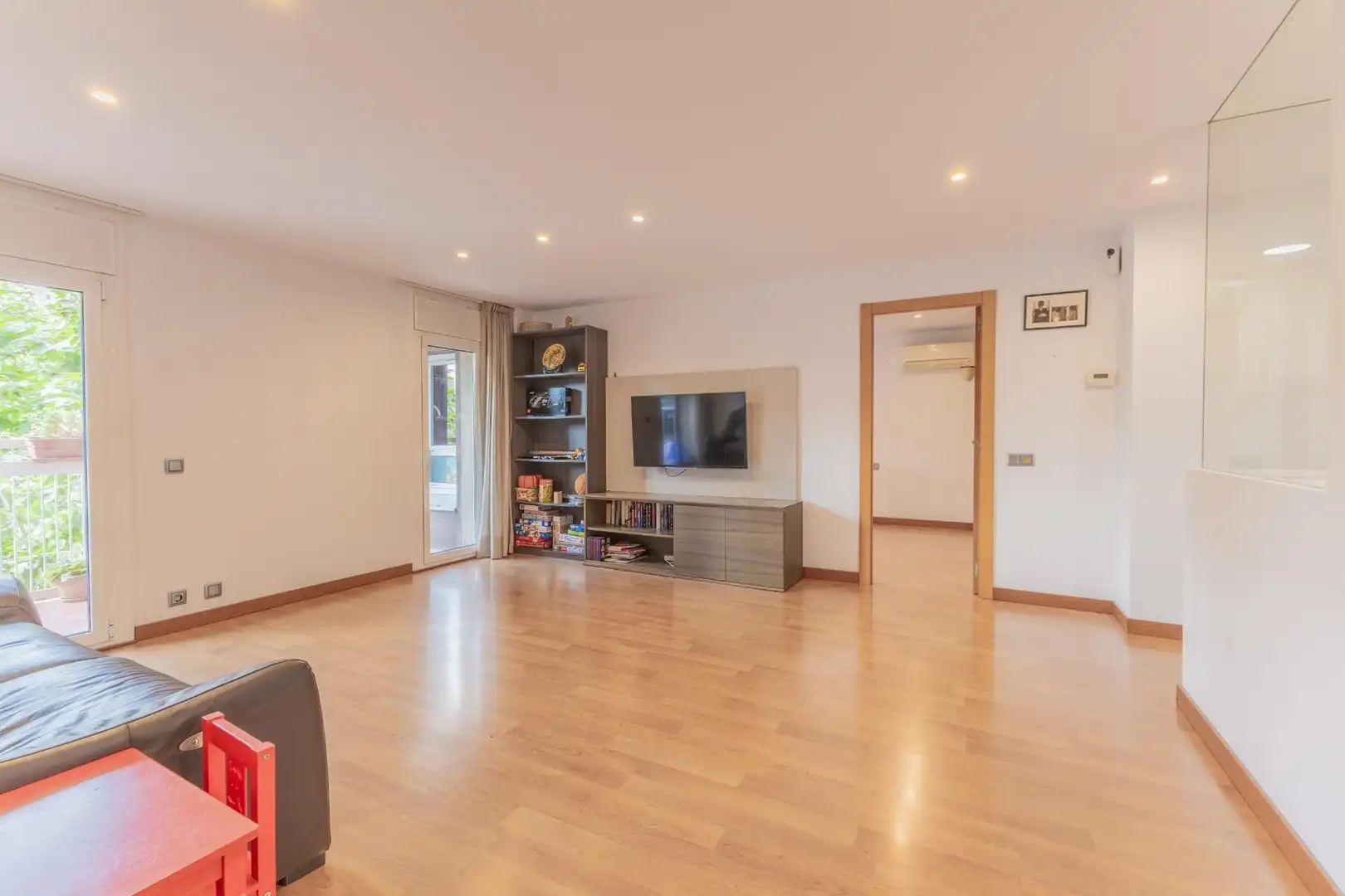 Sala de estar de Piso en venta en Mataró con Parquet