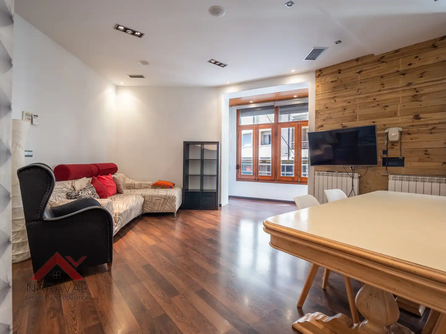 Sala d'estar de Pis en venda en Tudela amb Calefacció, Parquet i Terrassa