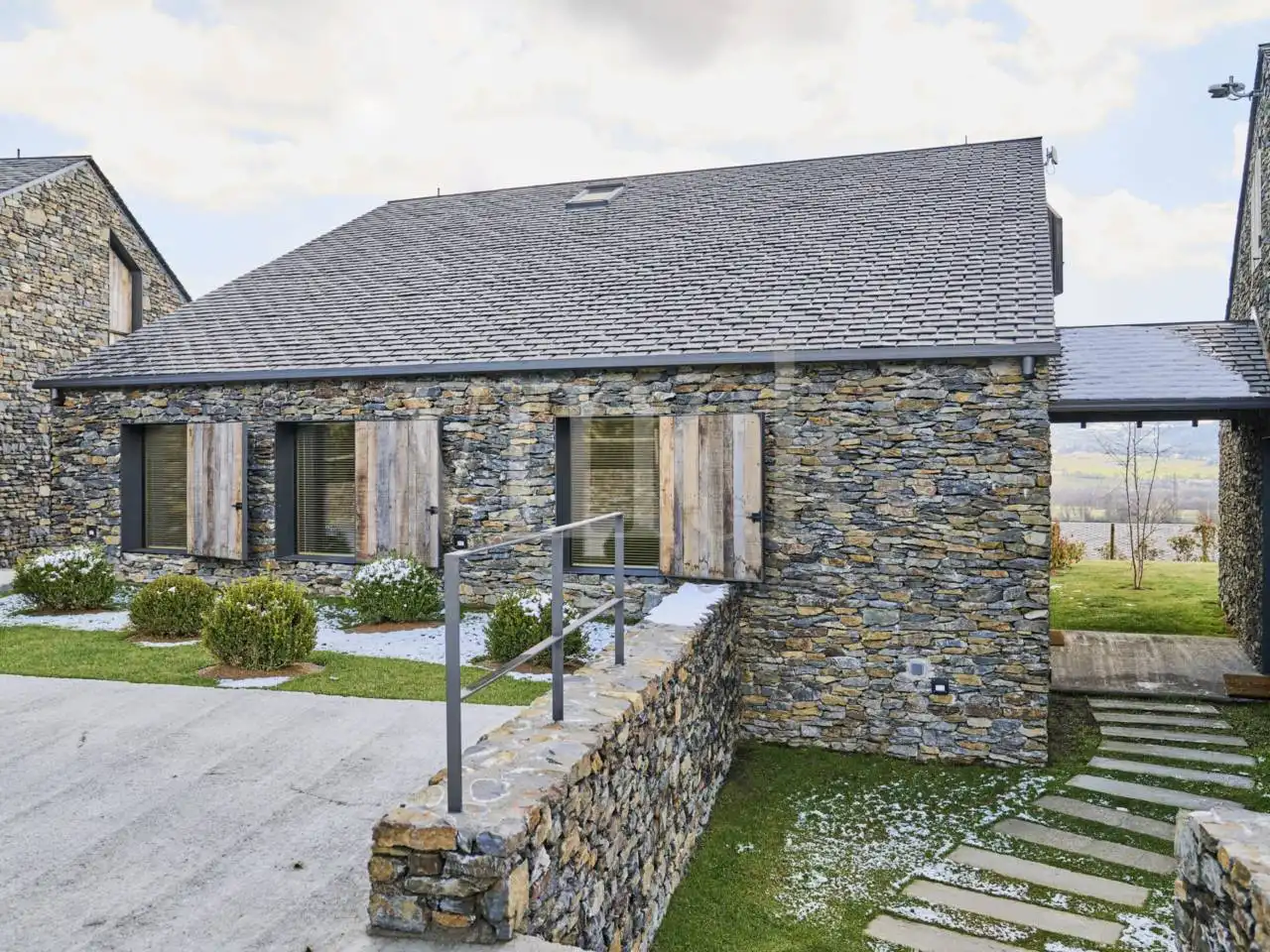 Vista exterior de Casa o chalet en venta en Ger con Aire acondicionado, Calefacción y Jardín privado