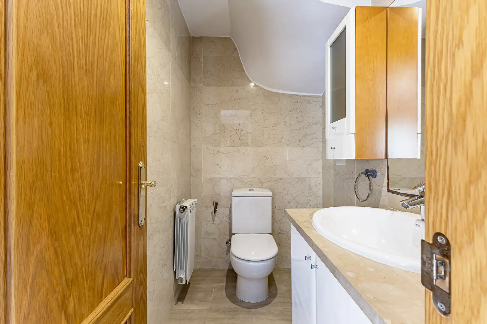 Bathroom of Duplexes for sale in Sitges  with Air Conditioner, Heating and Storage room