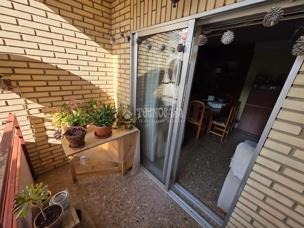 Balcony of Flat for sale in Zaragoza  with Air Conditioner, Heating and Terrace