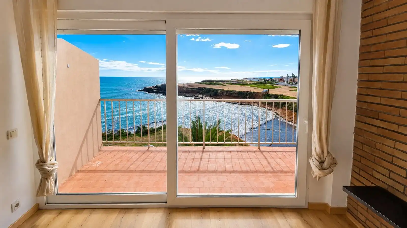 Terrassa de Apartament de lloguer en Torrevieja amb Aire condicionat, Calefacció i Terrassa