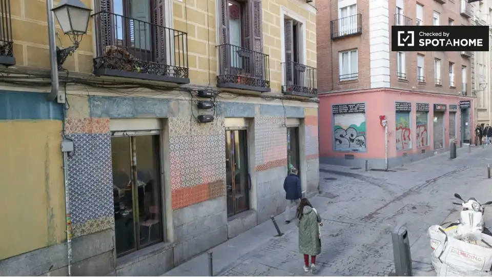 Vista exterior de Piso de alquiler en Madrid con Aire acondicionado, Calefacción y Amueblado