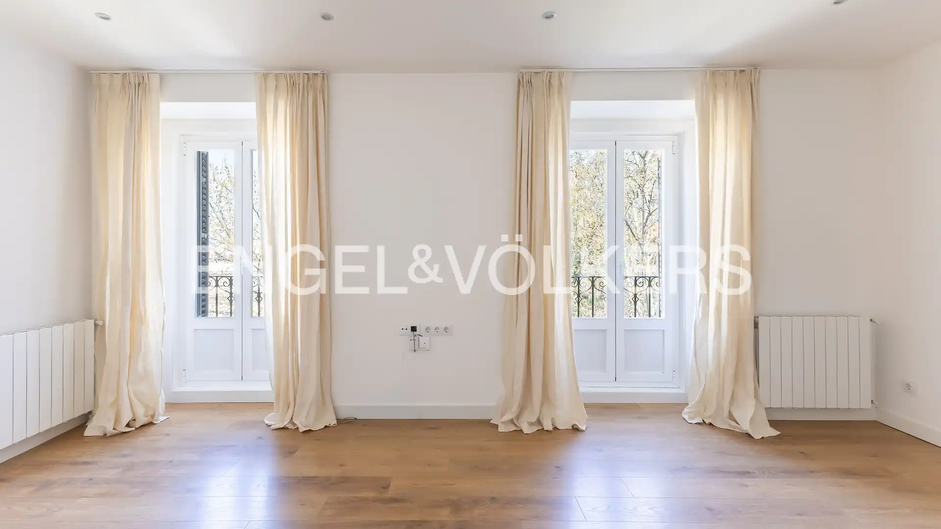 Wohnzimmer von Wohnung zum Verkauf in  Madrid Capital mit Klimaanlage, Heizung und Abstellraum