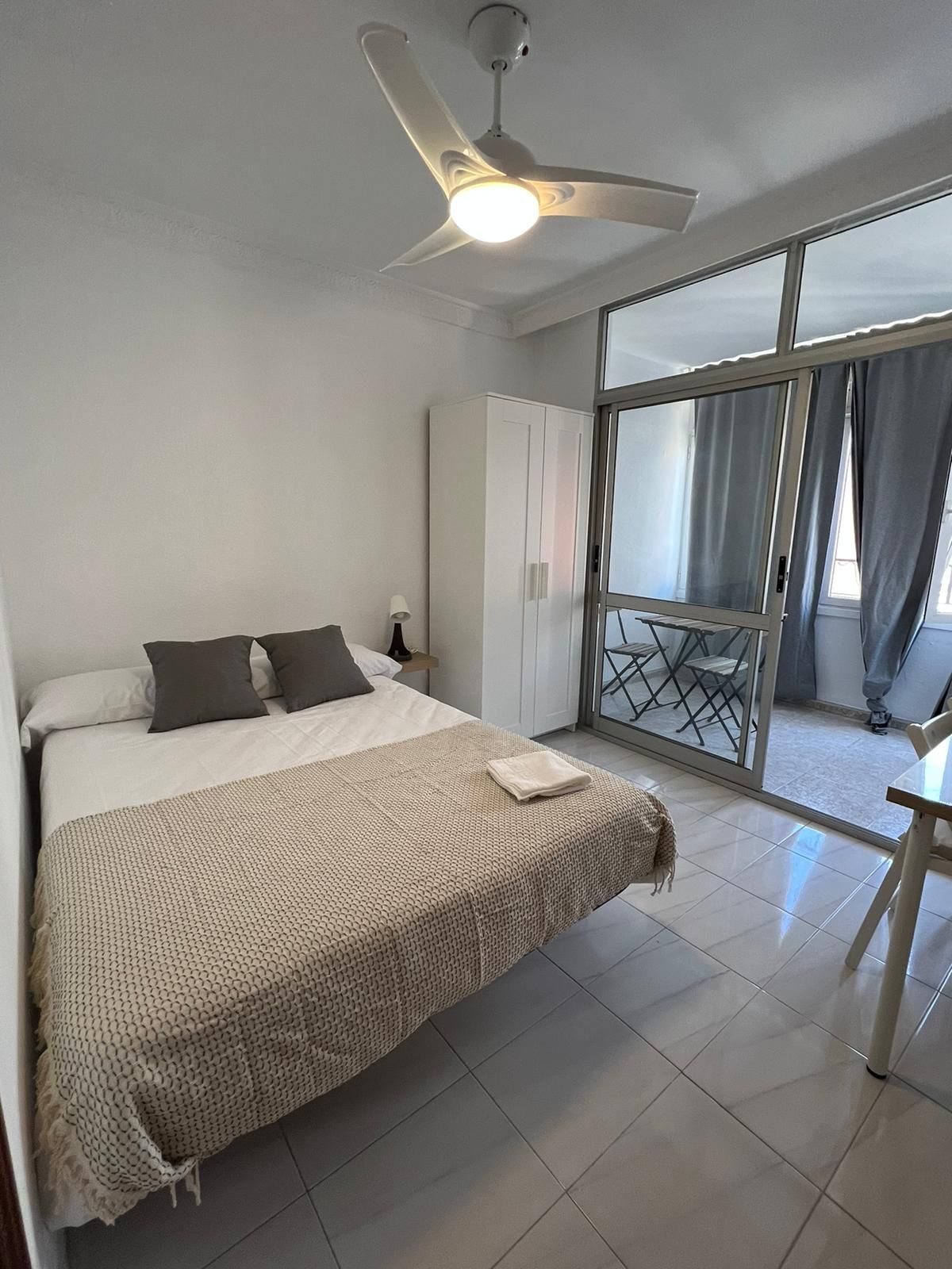 Flat to share in N/A, -1, Carranque - Haza Cuevas