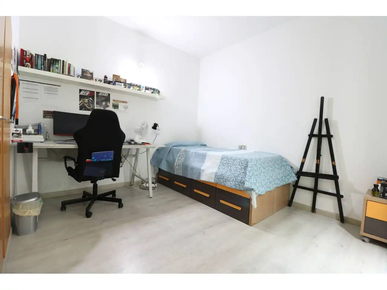Schlafzimmer von Dachboden zum Verkauf in Montcada i Reixac mit Klimaanlage, Heizung und Parkett