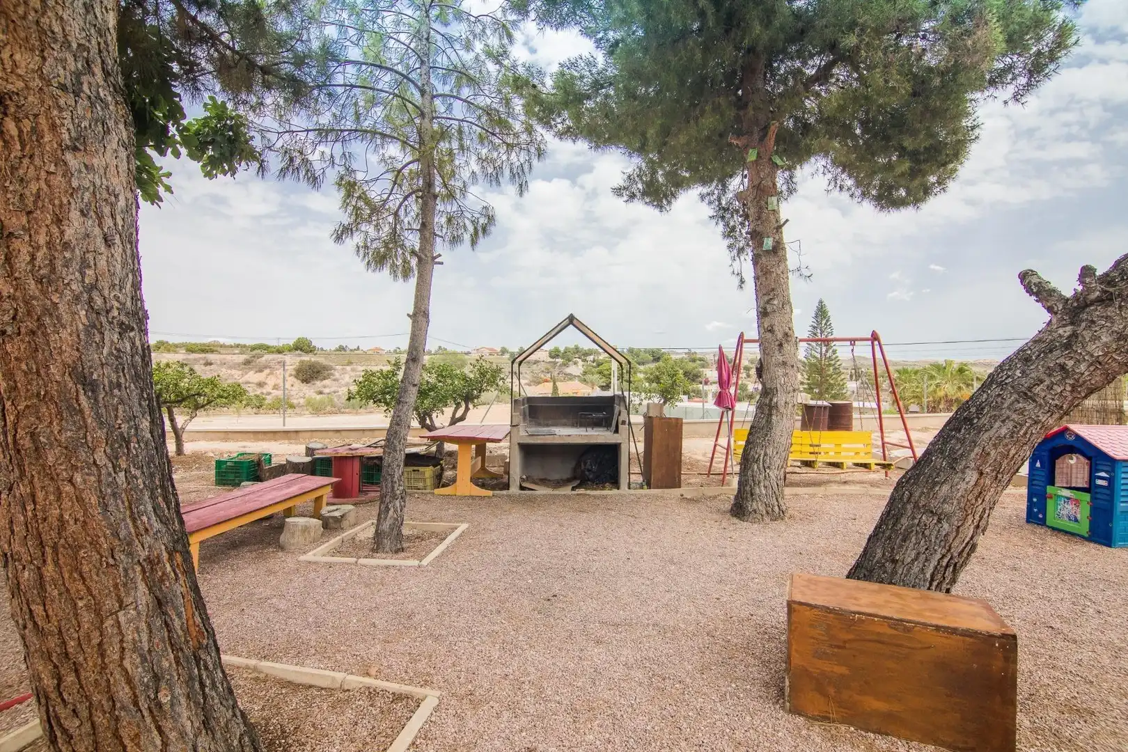 Haus oder Chalet zum Verkauf in Elche / Elx mit Klimaanlage, Privatgarten und Terrasse
