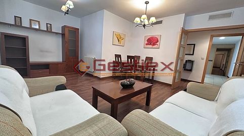 Foto 4 de Piso en venta en Juan Carlos I, Almendralejo, Badajoz