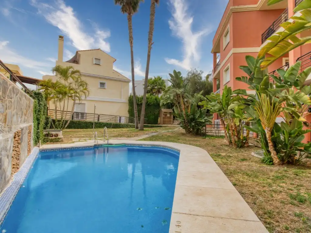 Jardín de Estudio en venta en Rincón de la Victoria con Terraza, Piscina y Piscina comunitaria