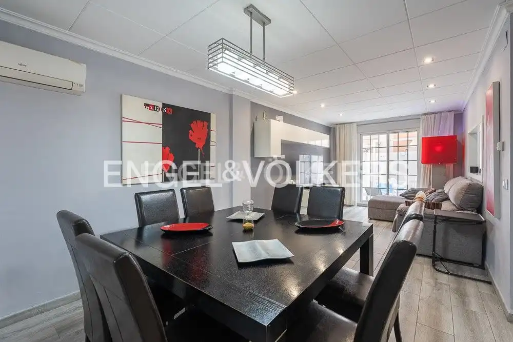 Comedor de Casa o chalet en venta en Valencia con Aire acondicionado, Calefacción y Terraza