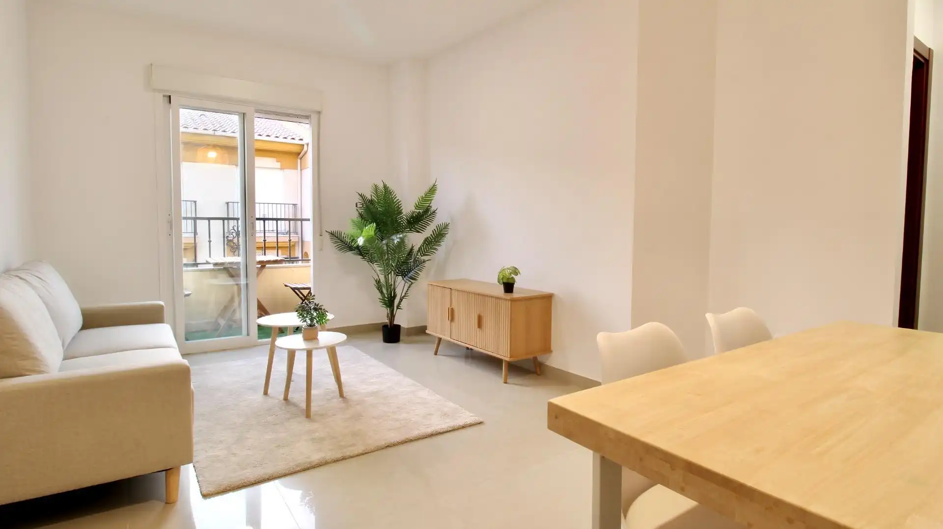 Sala d'estar de Pis en venda en Atarfe amb Terrassa i Balcó