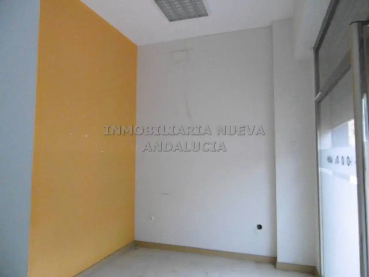 Local comercial de lloguer a San Luis, imagen 3