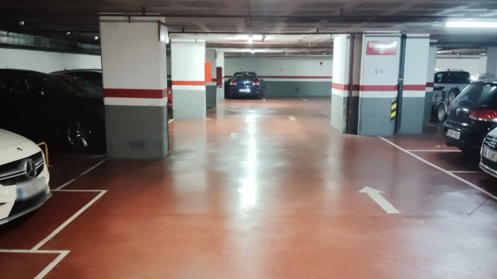 Parkplatz von Garage zur Miete in Barcelona