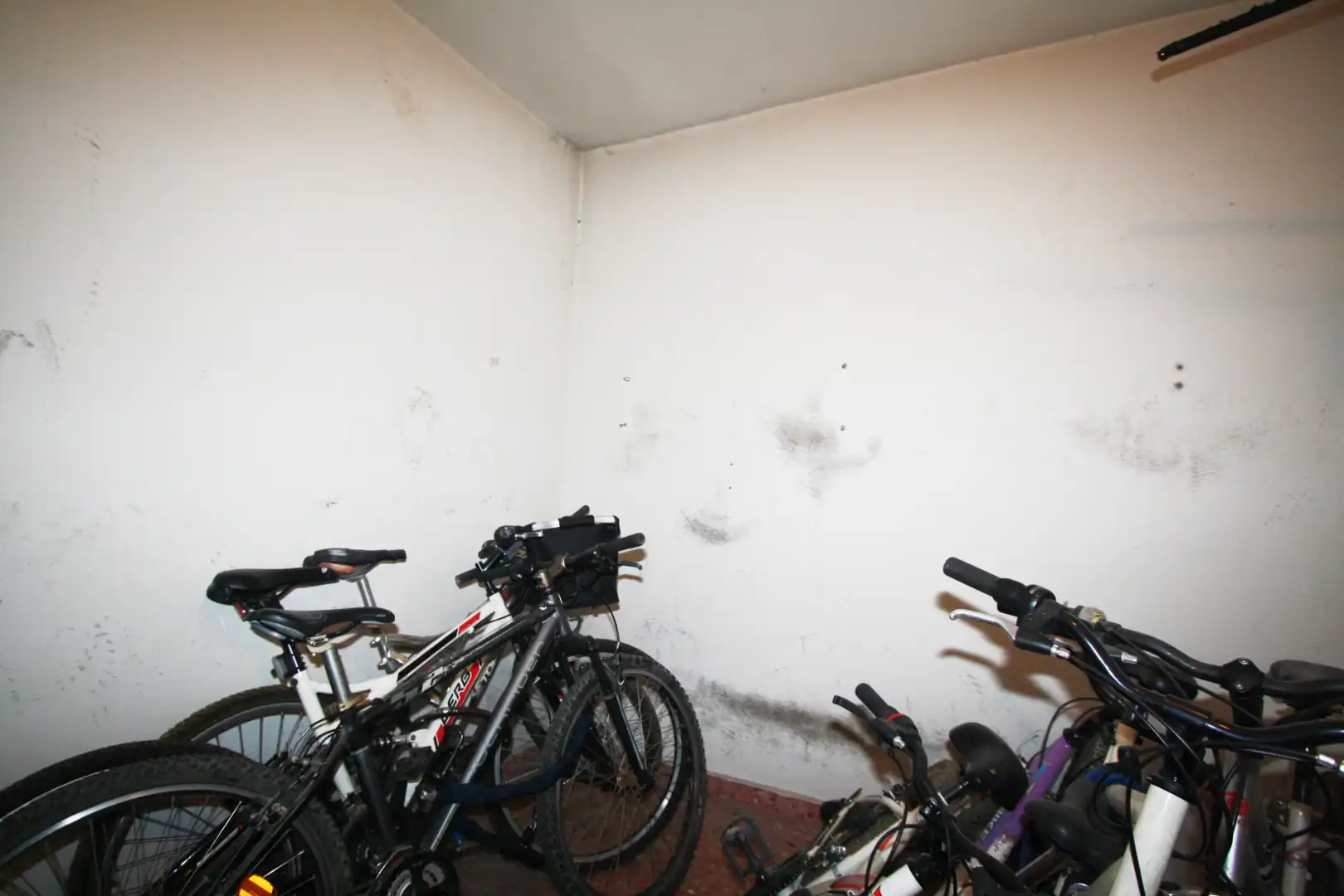 Parking de Piso en venta en Albacete con Calefacción, Trastero y Amueblado
