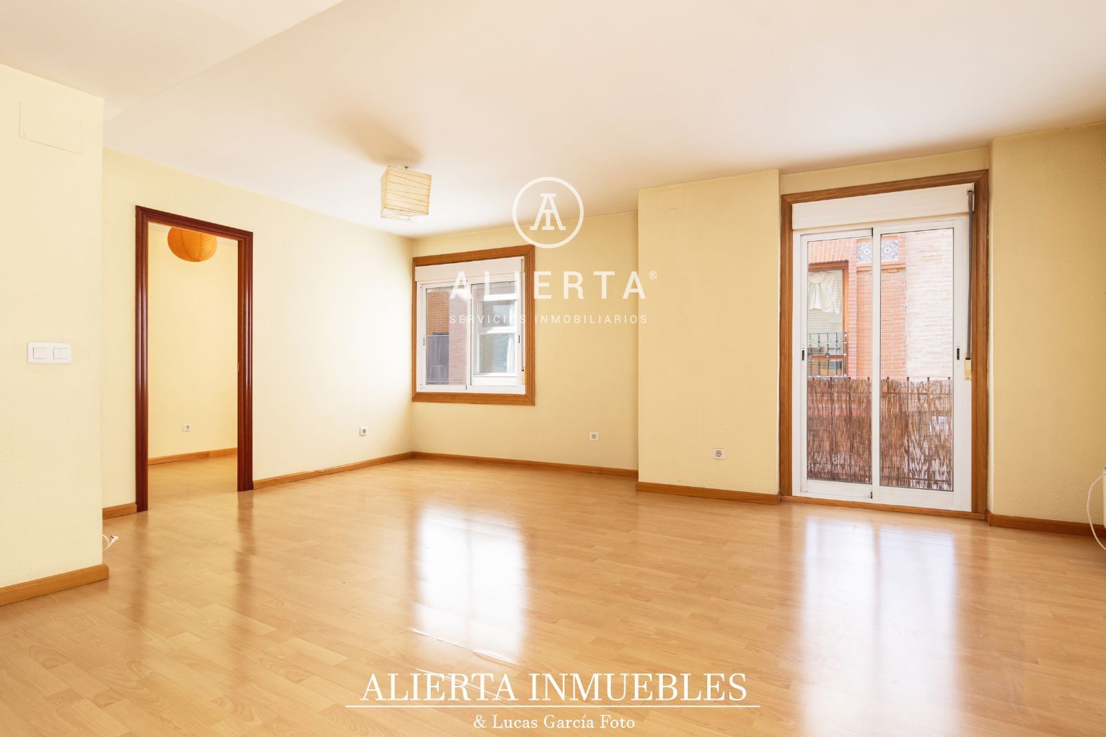Exterior view of Flat for sale in  Zaragoza Capital  with Heating