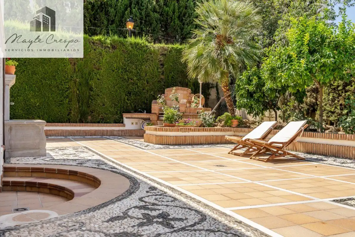 Terraza de Casa o chalet en venta en La Zubia con Aire acondicionado, Calefacción y Jardín privado
