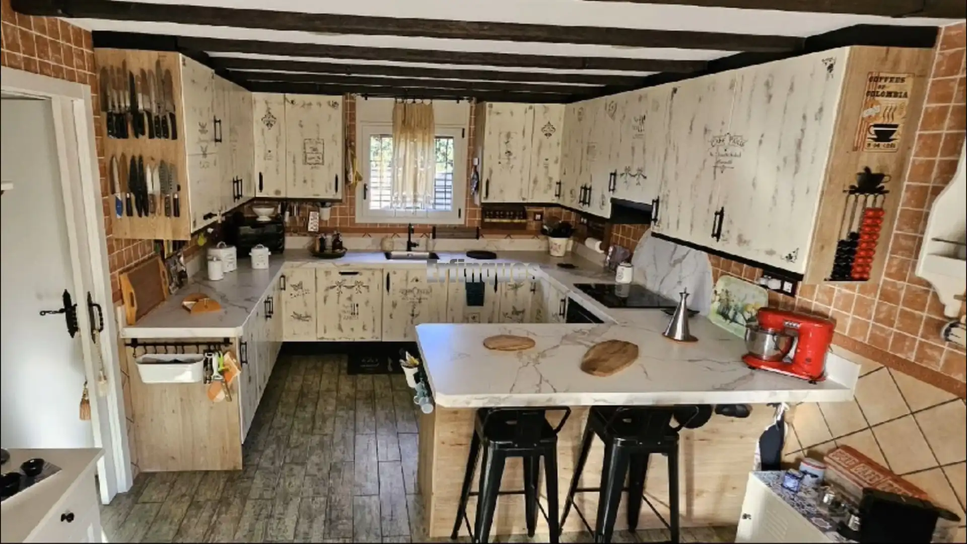 Küche von Haus oder Chalet zum Verkauf in Rubí mit Klimaanlage, Heizung und Privatgarten