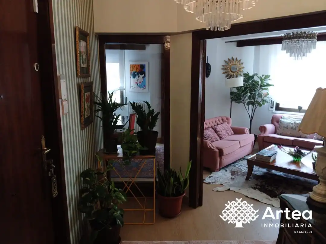Living room of Flat for rent in Bilbao   with Heating