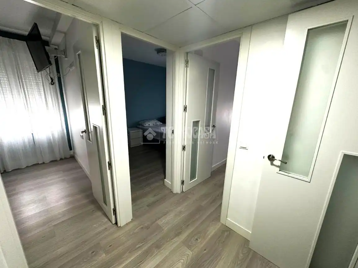 Piso en venta en Parla con Aire acondicionado, Parquet y Amueblado