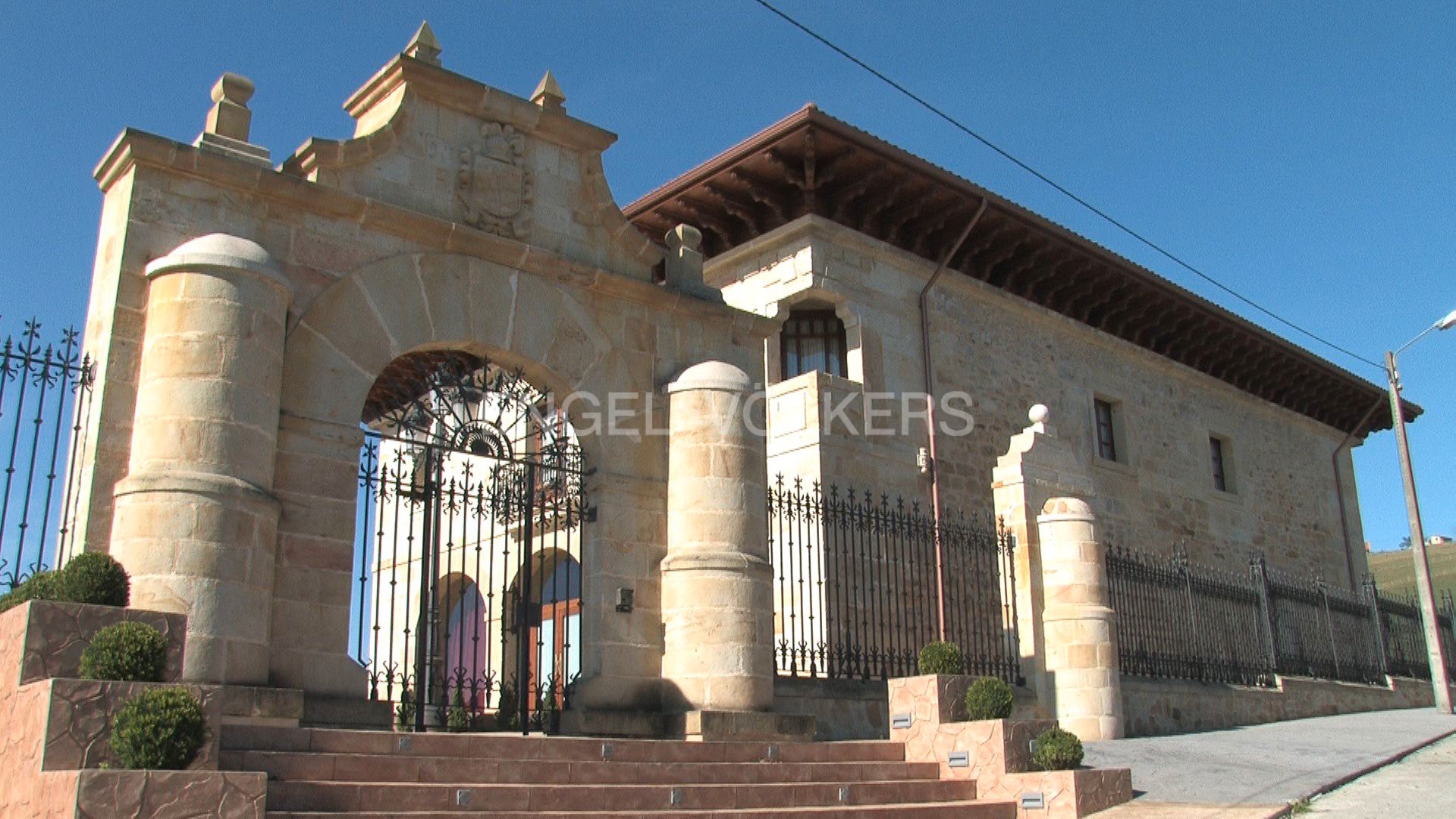 Exterior view of Country house for sale in Hazas de Cesto  with Air Conditioner, Heating and Private garden