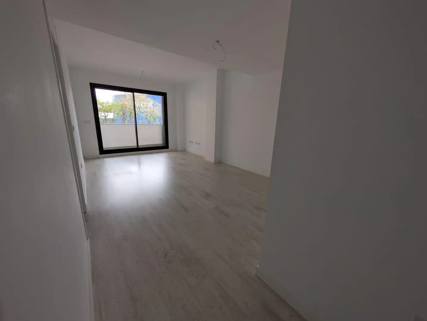 Wohnzimmer von Wohnung zur Miete in Camas mit Klimaanlage, Heizung und Terrasse