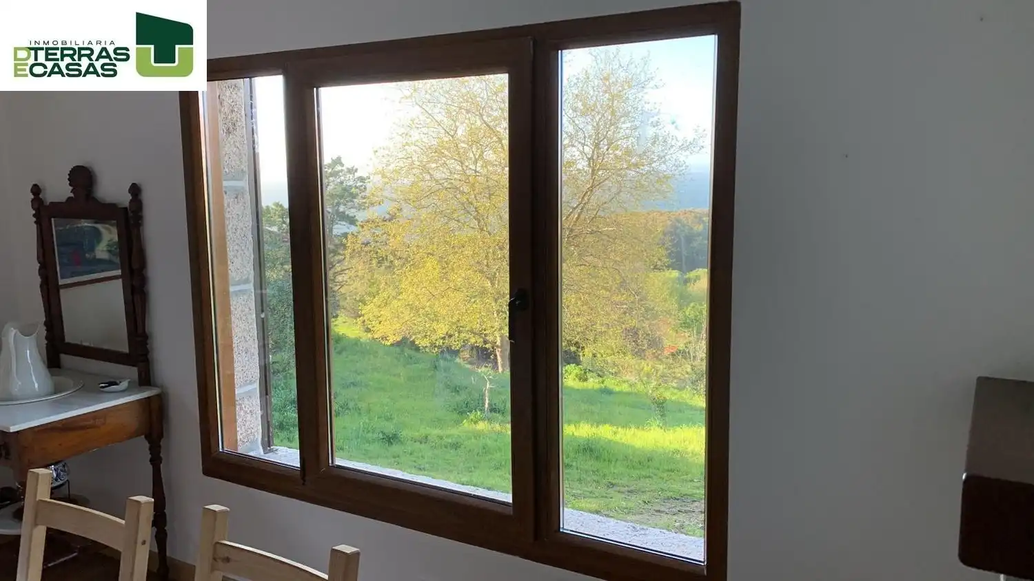 Comedor de Casa o chalet en venta en Cangas  con Calefacción y Terraza